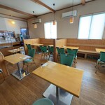 ラーメン梅高 - 店内