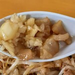 ラーメン梅高 - ニンニク＆油