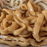 ラーメン梅高 - 麺アップ