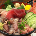 Ozashiki Sembon Ichi - 海鮮丼？
