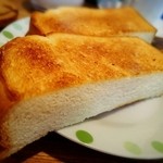 都志 - モーニングセットのトースト
