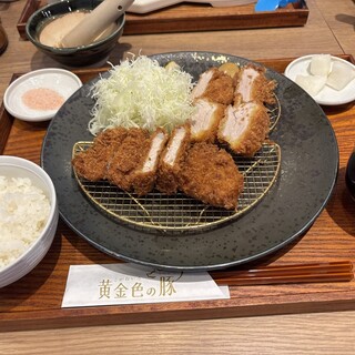 黄金色の豚_0