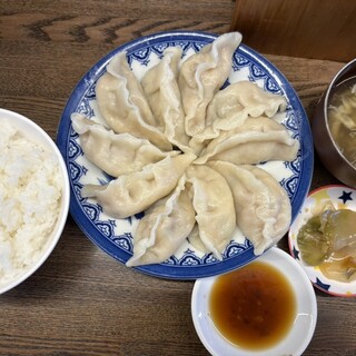 好吃餃子店_0