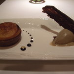 レ セゾン - コーヒーの温かいタルト、チョコレート 、 クリーミーなキャラメル 