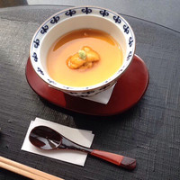 ひのきざか - 蒸し物、ウニ載ってます、美味しい