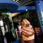 GODIVA chocolatier - 店舗横のテーブル席です。アンダーウォーターワールドの入り口になります