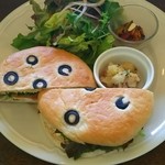 リュスティック - プロバンサルサンド ランチ