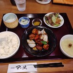 開口笑 - 人気定食・黒酢の酢豚