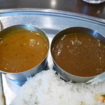 アンジュナ - カレーは２種類