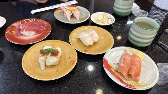 ジャンボおしどり寿司 アクロスプラザ東神奈川店 - 大口/回転寿司