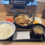 吉野家 - 料理写真:牛鉄板焼肉定食 2026/7/16
