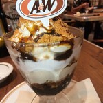 A&W Casual Dining - ドリンク写真: