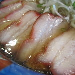 支那そば 八雲 - チャーシューのアップ