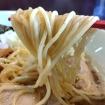 中華そば フレッシュさ凸 - 特注のストレート中細麺は茹で柔らかめ。