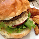 Organic Burger Kitchen - クラシックバーガー(842円)を頂きました。