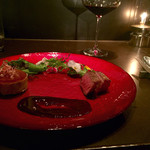 ジャムジャム - 鹿児島産熟成黒毛和牛のロースト  フォアグラとマルサラ酒のテリーヌ添え