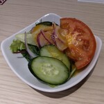 サンモリッツ  - モーニングのサラダ