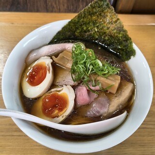 らぁ麺 大金星 - 料理写真:特製醤油ラーメン