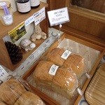 天然酵母・パン工房 みなみ風 - 陳列商品