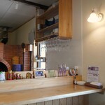 PIZZERIA&BAR NONNA ANNA - 店内
