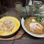横浜家系ラーメン 魂心家 - 料理写真: