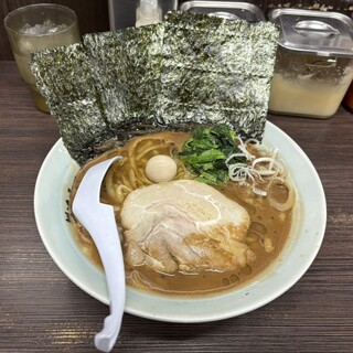 横浜家系ラーメン 魂心家_1