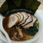 福多寅らあめん - あっさり醤油らあめん並¥700+焼豚（5枚）¥250