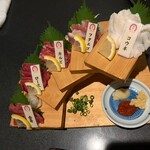 日本の酒と馬の肉 ウマ○ - 