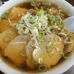 つねた食堂 - チャーシュー麺 750円