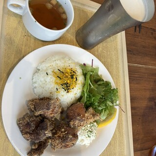 PARKLIFE CAFE & RESTAURANT_0