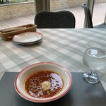 TRATTORIA AL POMPIERE - ひよこ豆？といろんな野菜が入ったトマトスープ