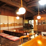 瀬戸沢 - 落ち着いた店内