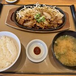 やよい軒 - 料理写真: