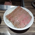 焼肉 ジャンボ - ザブトン on the ライス