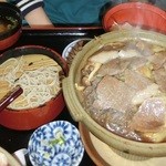 鍾乳堂 - 飛騨牛陶板定食（食べかけの写真で申し訳ありません）