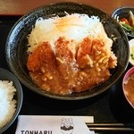 トンマル - チキンカツのチーズカレーのせ定食(\900)@2015/4/26