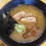 東座 - 鶏白湯そば（アップ）