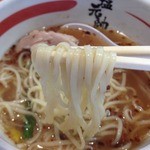 塩元帥 - 天然塩ラーメン(700円)麺リフト