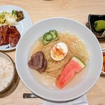 牛たん炭焼 利久 - 料理写真:利久の冷麺定食