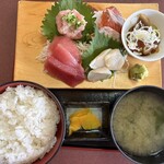 寿司酒家 七福食堂 - 料理写真: