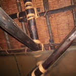 百小屋 - 二階の梁です