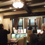 つきじ治作 - 昔のままの１階応接間