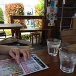 Okonomiyaki Umikko - お店の外でも、食事できます^^。