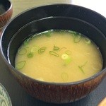 Hiroya - 豆腐とわかめの味噌汁