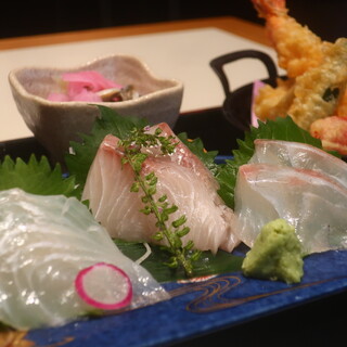 横濱屋本舗食堂_1