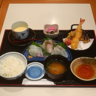 横濱屋本舗食堂_0