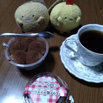 LAWSON - 料理写真:すみっコぐらしとんかつ えびふらいのしっぽ ミラノ風ティラミス シティーライトさんのノアール