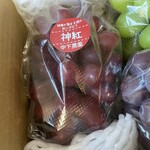 中下農園 ブドウ直売所 - 『神紅』