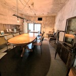 月花舎 - 店内
