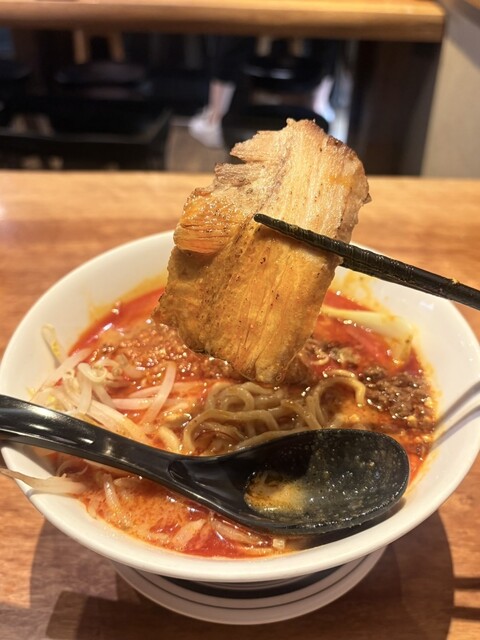 四川担々麺 赤い鯨 赤坂店 - 赤坂/担々麺 | 食べログ